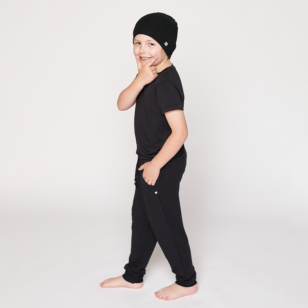 Black RIBBED Slouchy Toque (Beanie)