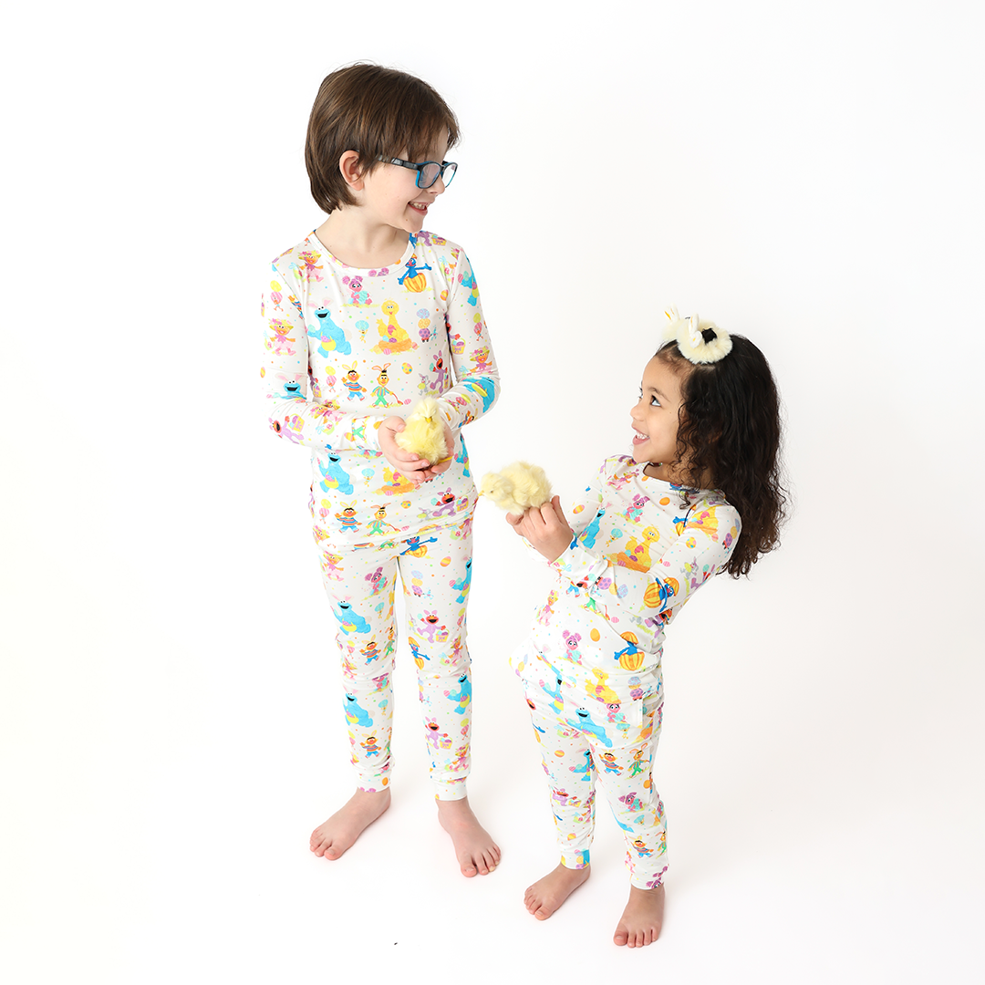 Egg-Stravaganza Two Piece Lounge Set | Sesame Street