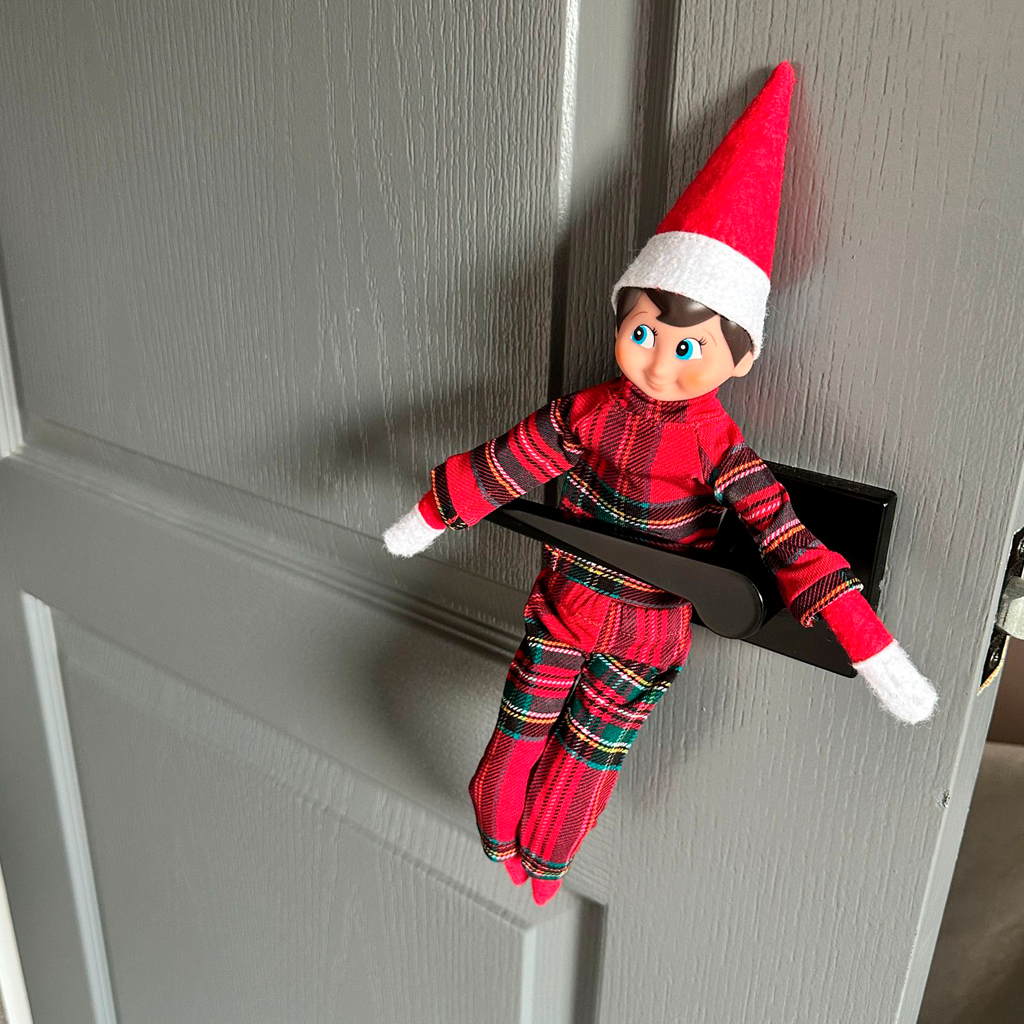 Hanlyn Holiday Plaid ELF loungies