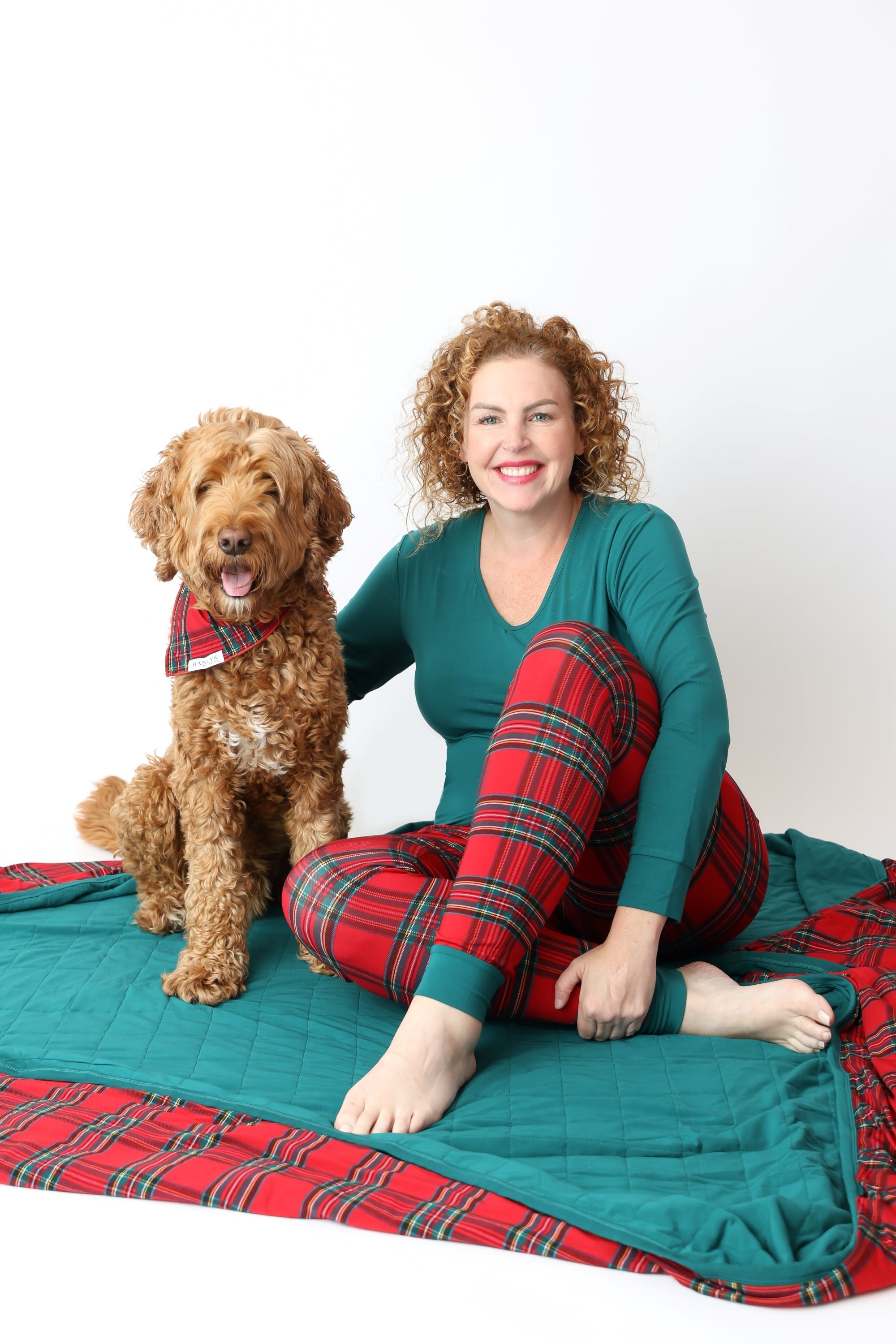 Hanlyn Holiday Plaid Animal Bandana